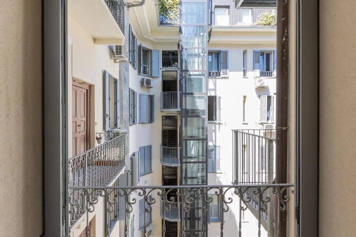 דירות Dimora Di Isola - Milan Luxury 0*,  איטליה